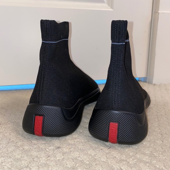 🔥 🔥 AUTHENTIC PRADA KNIT SNEAKERS 👟 - Picture 4 of 12